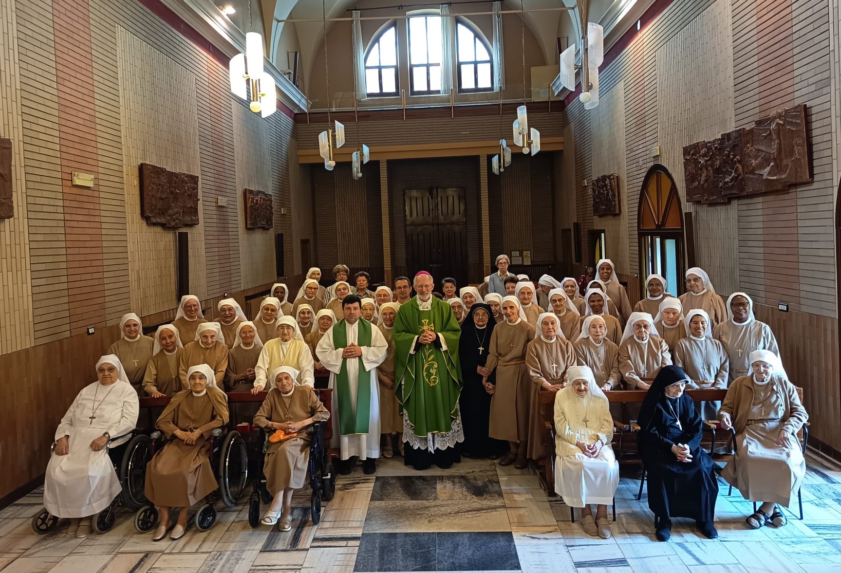 Piccole Figlie del Sacro Cuore di Ges&ugrave;